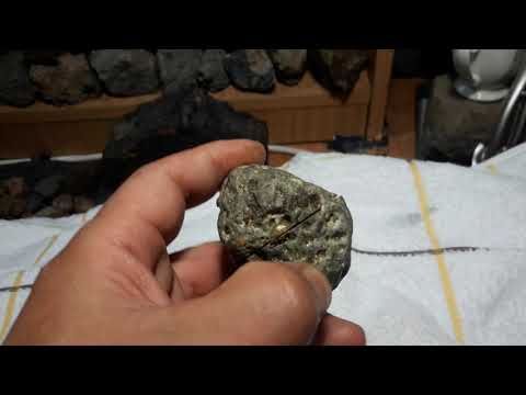 Video: Yuav Ua Li Cas Txheeb Xyuas Lub Meteorite