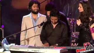 Aashiqui 2 Tum Hi Ho Singing Arijit Singh & Aditya Roy Kapoor Shraddha Kapoor Live Performance Show Resimi