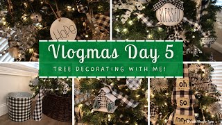 Christmas Tree Decorate with Me: Vlogmas Day 5