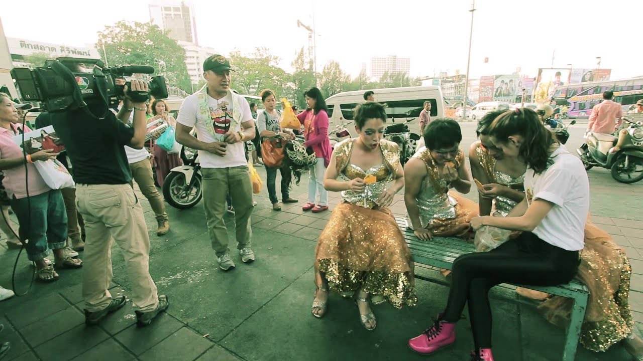 หางเครื่อง Bie The Ska @อนุสาวรีย์ชัยสมรภูมิ