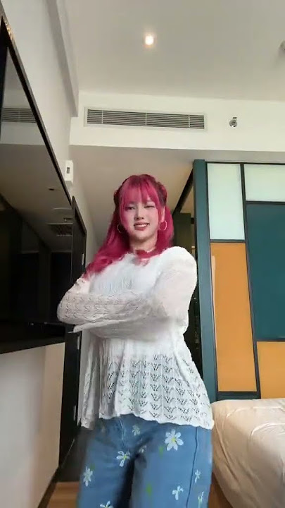 MWA! no hands edition