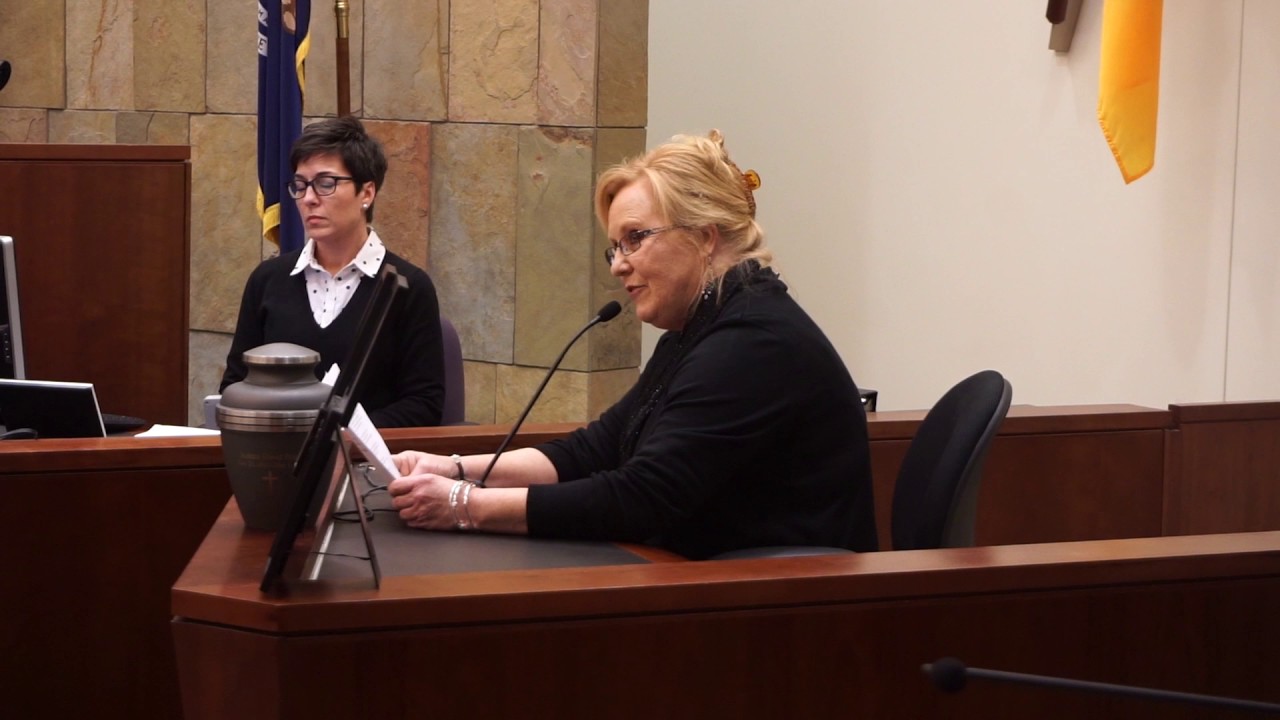 Victim's mother speaks during hearing in heroin overdose death - YouTube
