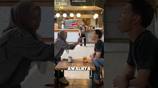 Wanita Cemburu, Aksi Suap Balik Bikin Kaget 😱😂 #shorts #viralvideo #viralshorts
