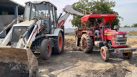 New Jcb Backhoe Loader Machine Loading Mud In Mahindra Yuvo and Newholland 4010 Tractors | Jcb Video