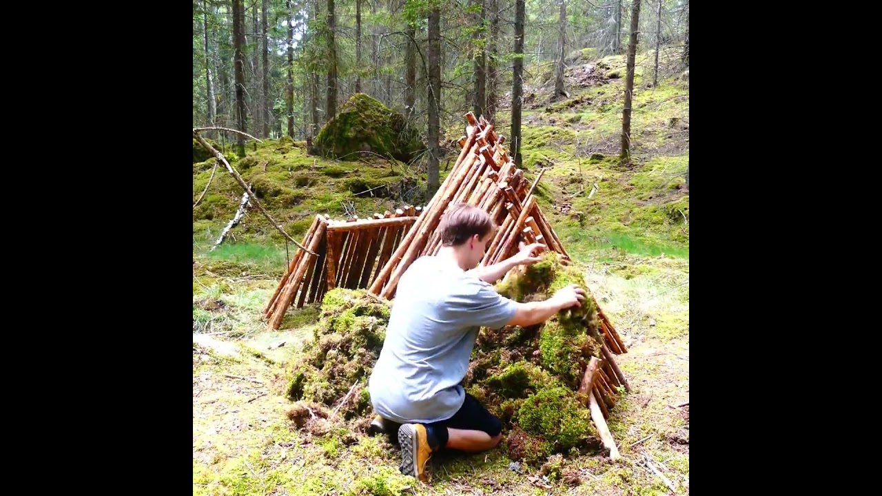 Quick and easy A-frame overnight hut 
