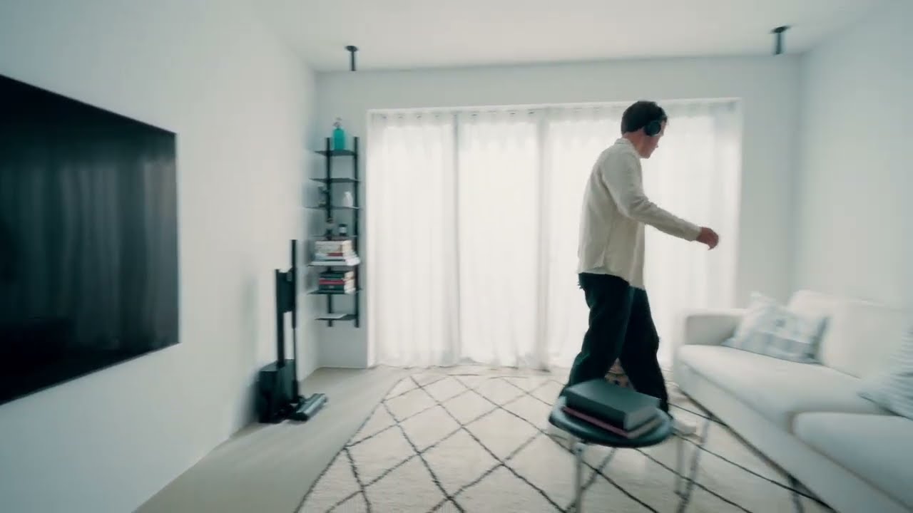 Nilfisk Move with Docking Station