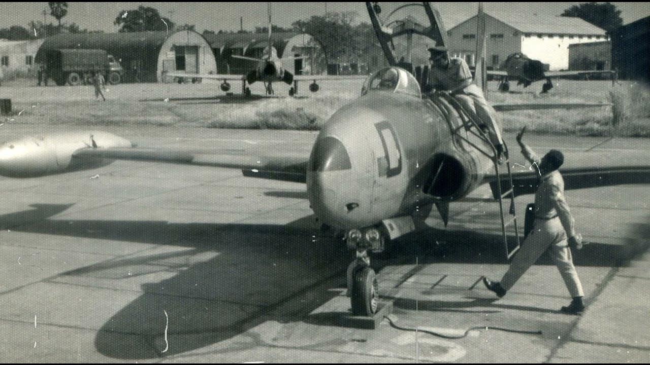 Миг-21 реактивный самолёт. Old fighter. Old fighter. Ка 8 1947. Old fighter.