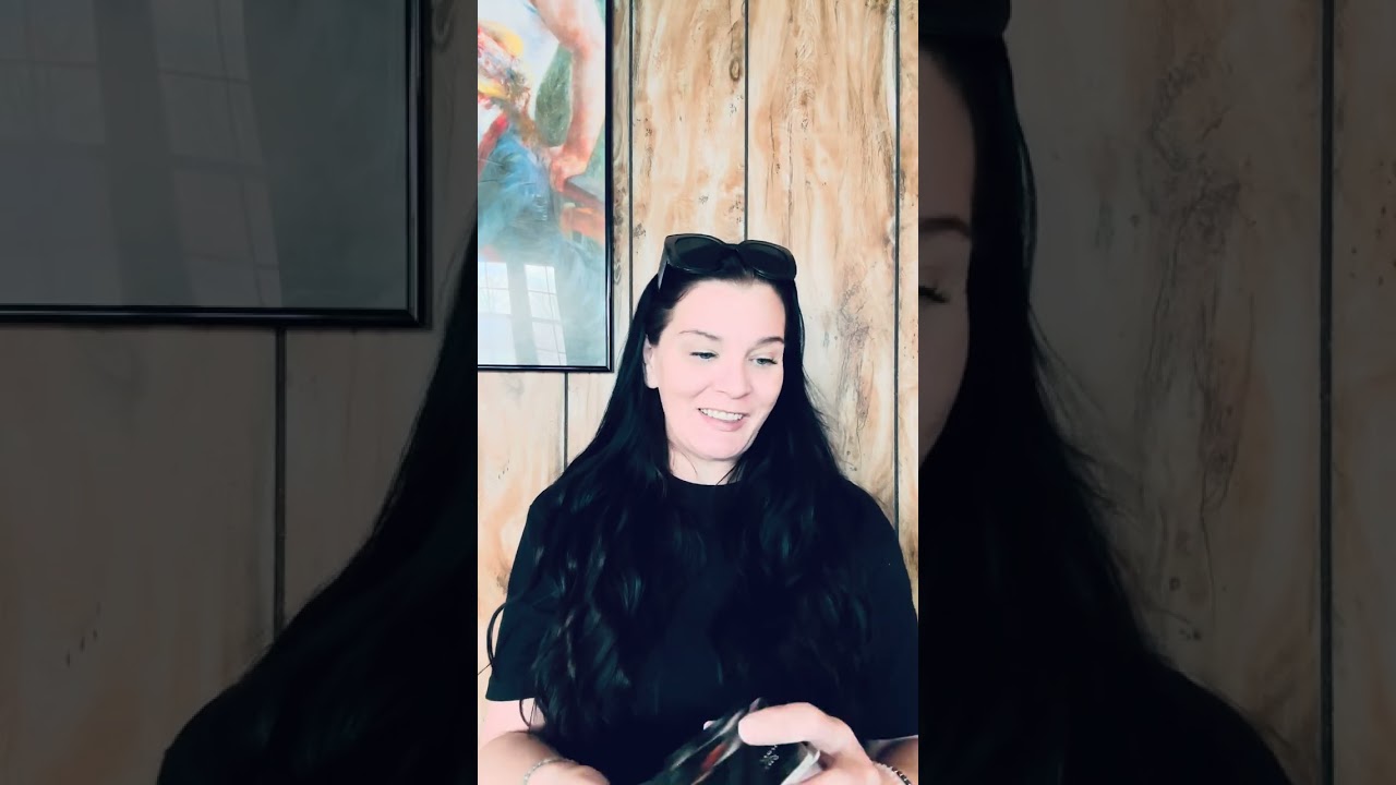 Они пытаются спроецировать свои проблемы на вас, потому что сталкиваются с кармой! Они хотят вас ...