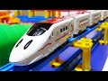 Plarail shinkansen  tomica buildingchuggington trains run together