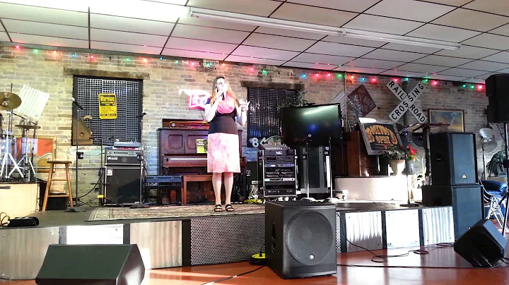 Sarah Tipton sings HE'S ALIVE