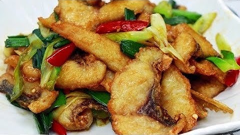 鱼片这样做太香了，咸香有嚼劲，比水煮鱼还要好吃，真解馋
