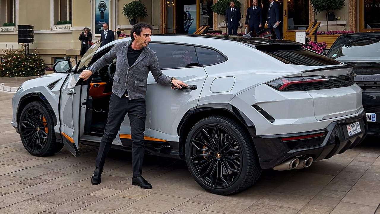 MILLIONAIRE WITH 2026 LAMBORGHINI URUS SE ARRIVING AT MONACO CASINO