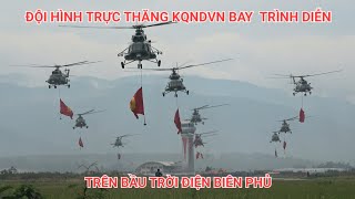 Mãn nhãn màn bay biểu diễn của 11 chiếc trực thăng trên bầu trời Điện Biên sáng 7/5.