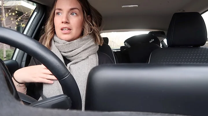 Oh Hi...Why I Stopped Vlogging, Being a Working Mu...
