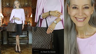 What's In My Louis Vuitton Neverfull MM; Sweater Set, Skirt OOTD / Classic Fashion, Elegant Style
