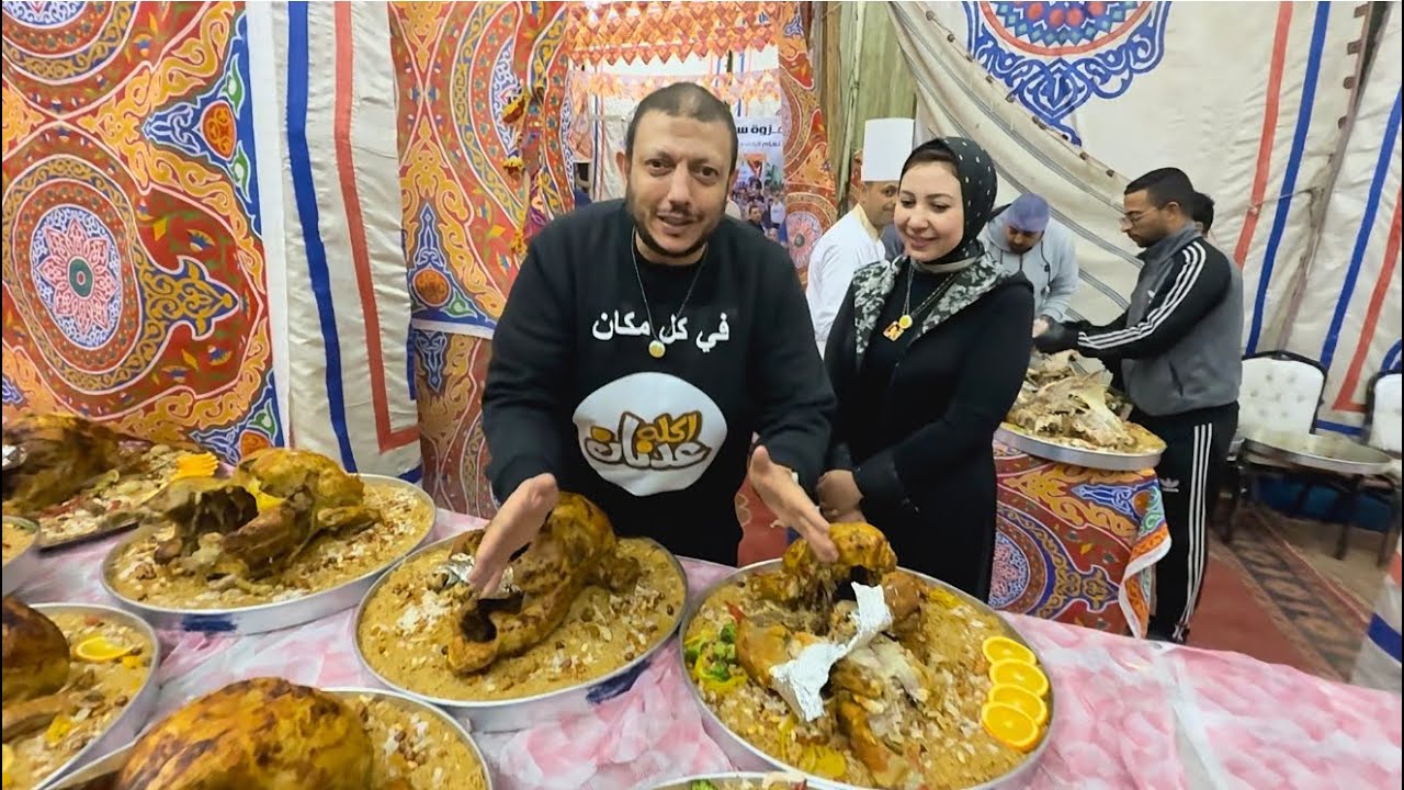 عمرك شوفت حد بيوزع جمبري 🍤 وديك رومي 🦃 ع الناس الشرقوة الي فطرو القطر عملوها