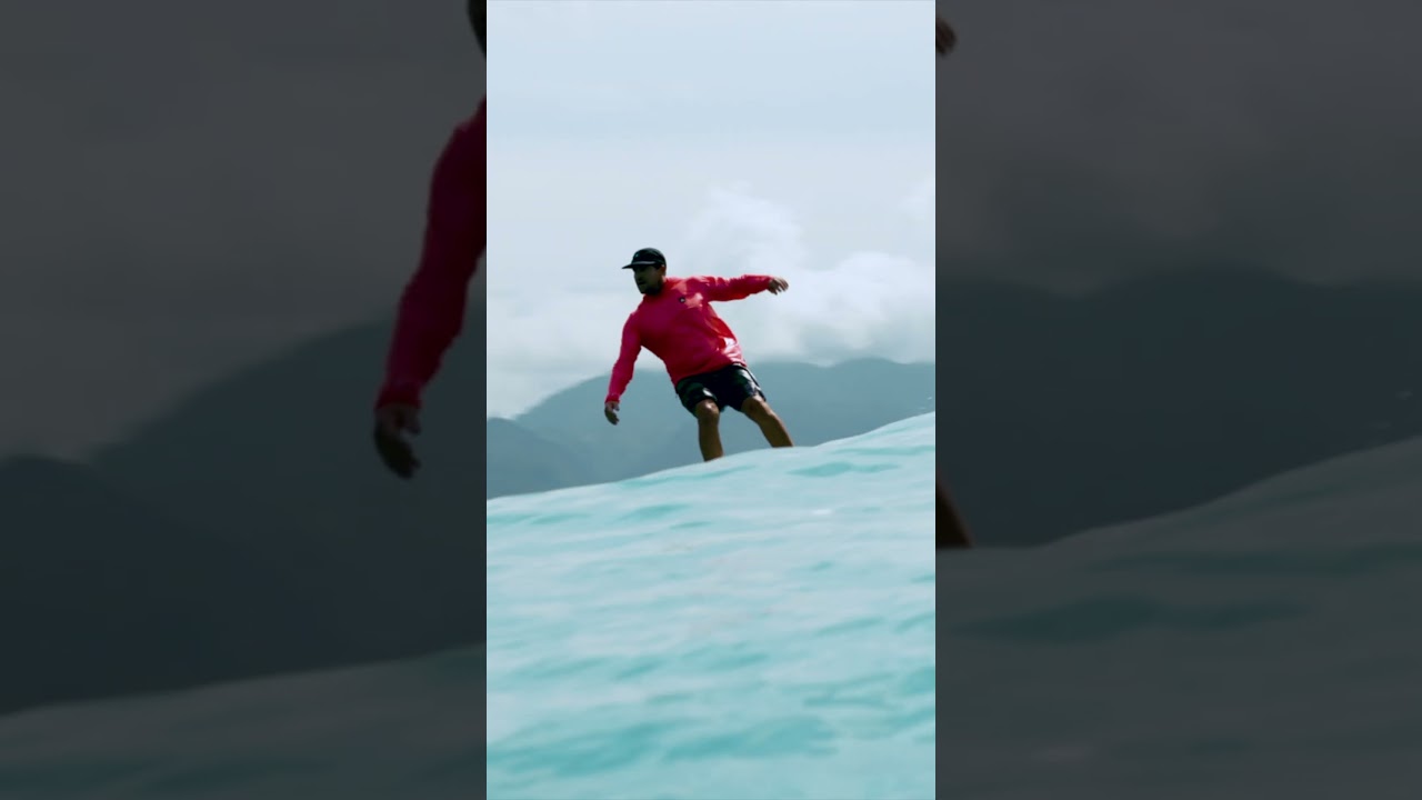 Chasing south swells in Oahu with Naumi, Cash and Reo