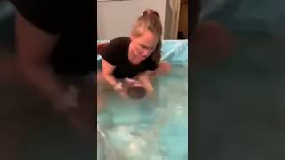 girl is giving birth in water || water baby birth || #babybirth #viralvideo #shorts #delivery screenshot 3