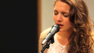 You Make Me Brave - Amanda Cook - (Bethel Music) Cover chords