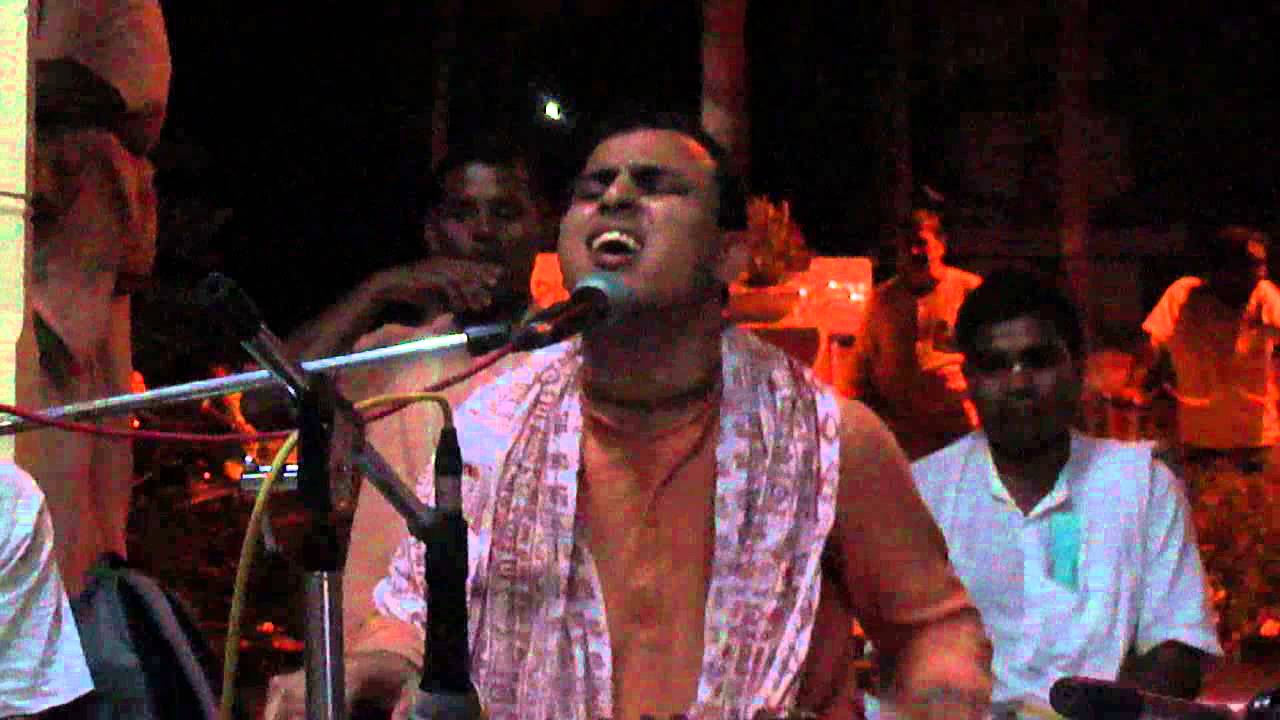 2013 Mayapur kirtan 3 - Syamananda Prabhu - YouTube