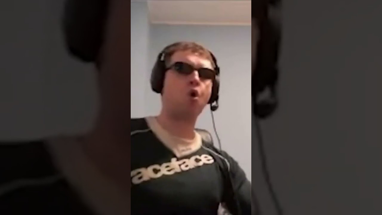 Когда учился стрелять по гайдам папича 