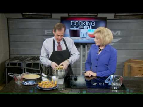 Cooking with Kyle: Granny Smith Apple Pie with Bacon - YouTube