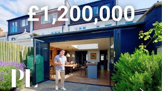 Inside a 3 Bedroom House For Sale in London | Property London