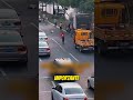 Un CAMION se incendio y esta a PUNTO DE EXPLOTAR