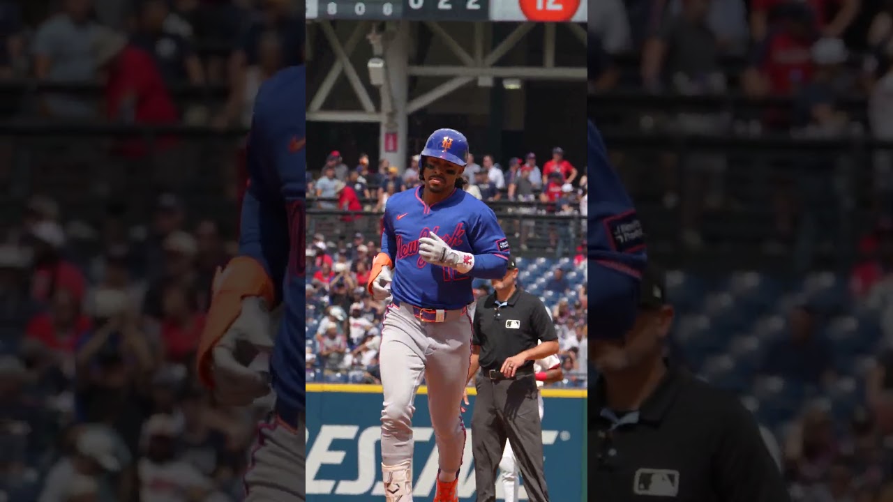 Francisco Lindor's smooth swing 😮💨 #mets #mlb #baseball #sports #highlights #homerun #guardians
