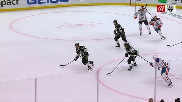 Viktor Arvidsson shoots from his own zone at the empty net and makes it 6-3.