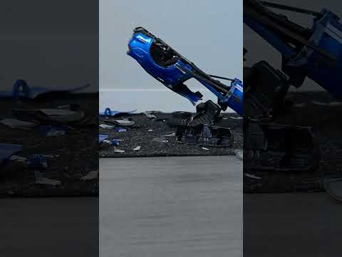 Breaking Mustang in half #crushexperiment #modelcarcrush #toycarcrush #crushtest #asmrcrush