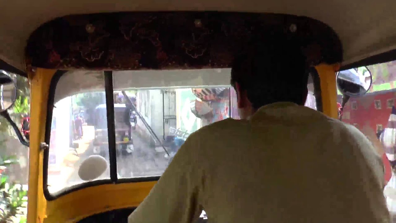 [Rethink 1 minute holiday] Rickshaw ride, Hampi Bazaar