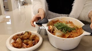 vlog | Winter Home Meal Diary  Onigiri with spicy udon, fried shrimp, and lunchbox