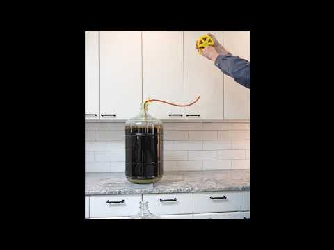 The Siphon Pump - starting a siphon to transfer wort from a primary carboy to secondary fermentation