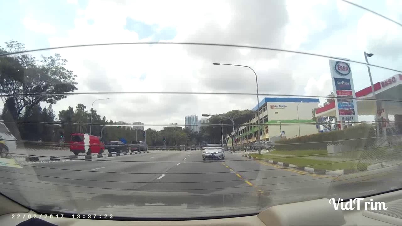 Singapore fast n furious SJH1740E reckless driver - YouTube