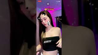 Bigo live: Thailand cutie girl lives video dance sexy shows her beautiful body.