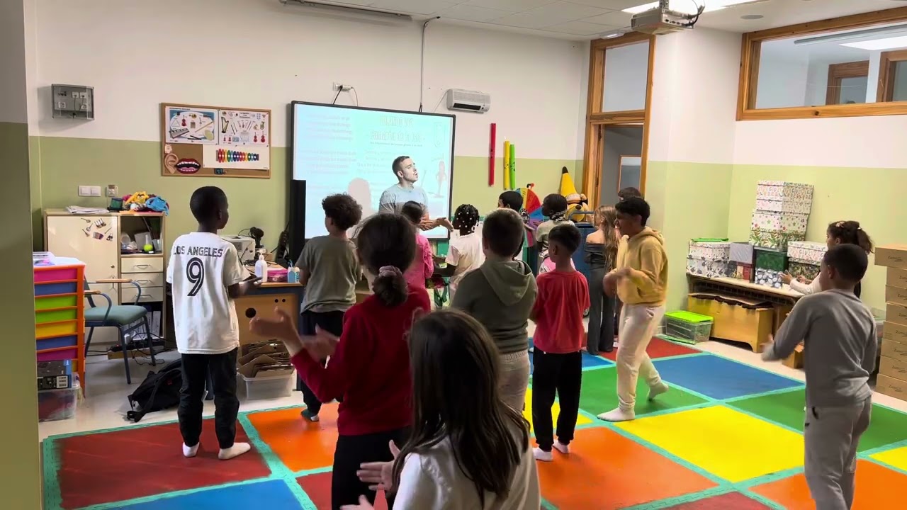 VOLANDO VOY - 3ºA - DIA DEL FLAMENCO 2025 - CEPR ANDALUCÍA 