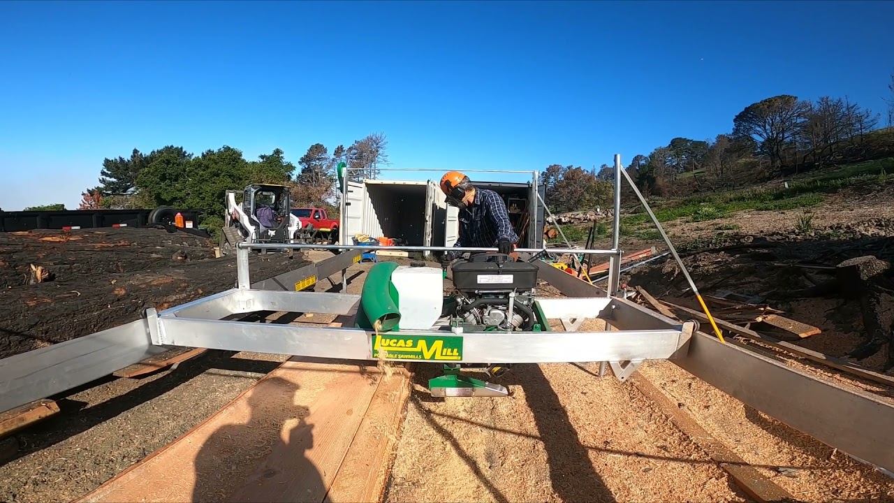 Milling old growth Douglas Fir on the Pacific Coast with a Lucas Sawmill Model 7-23