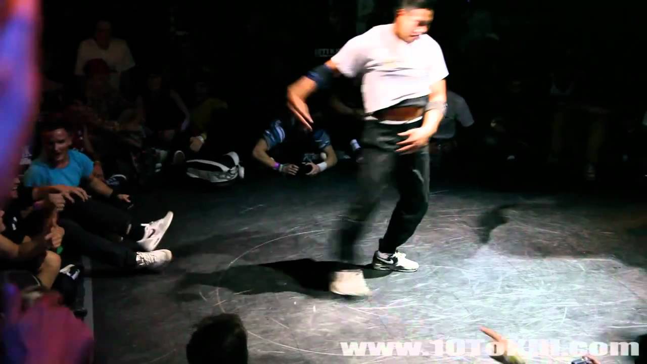 Tricks Battle 1/4 Final - Billy Boy Vs Petair - IBE 2010