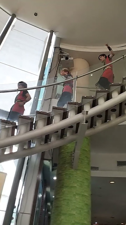 Pari-Pari boy band dari Jepang