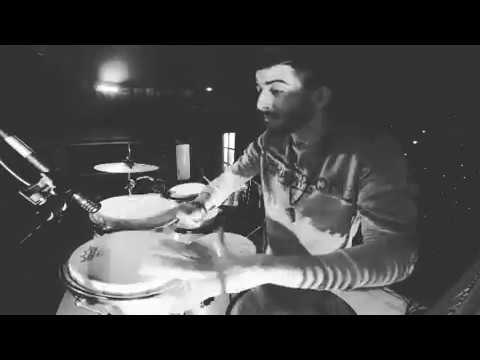 Farhan Googoosh Talagh Kochini اجرای فرهان عزیز با آهنگ طلاق گوگوش در مجموعه کوچینی