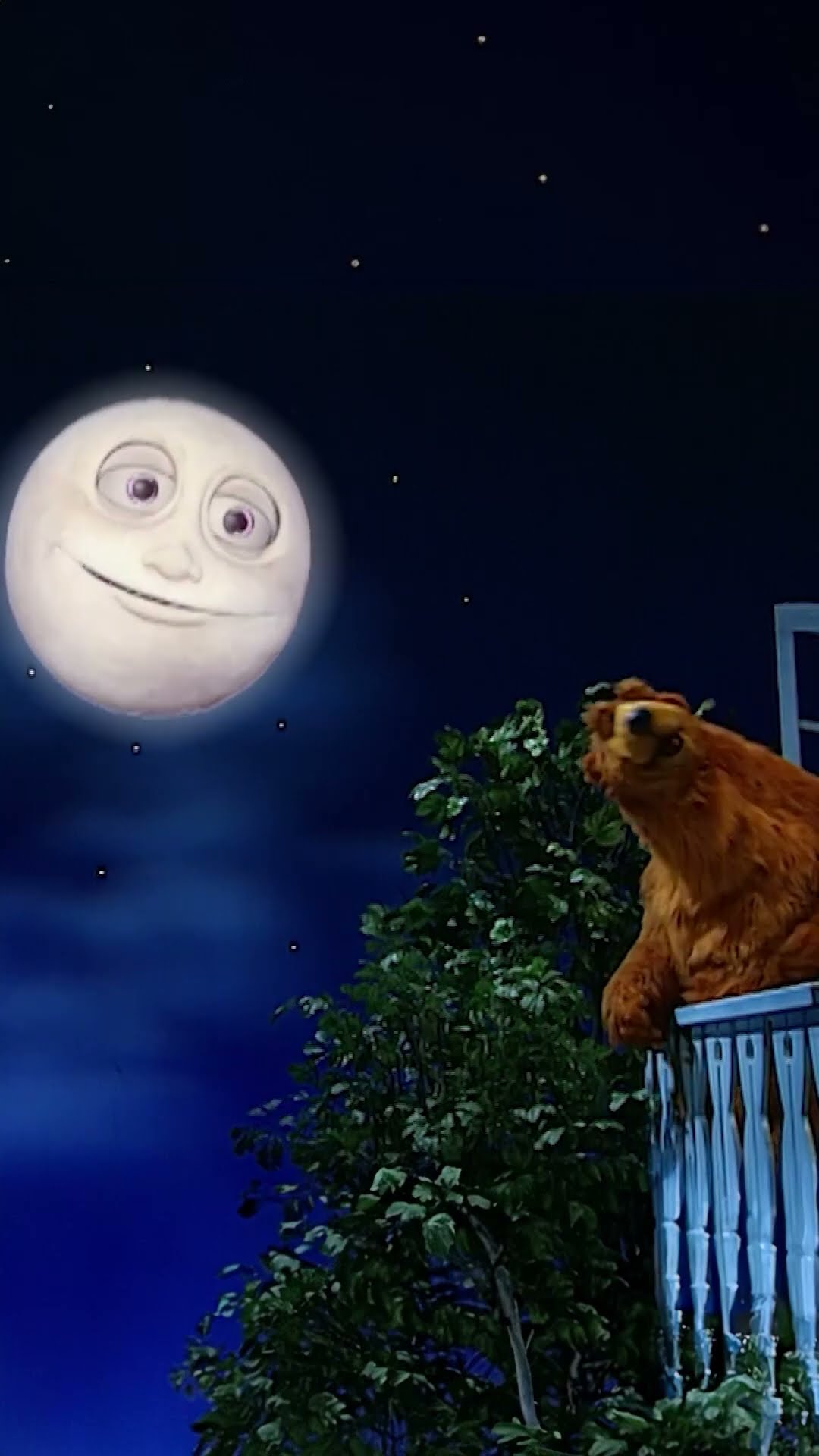 The #BearintheBigBlueHouse will be waiting for you to come and play! #disneyjrariel
