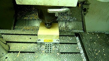 My 1994 Fadal 4020 with Dynomotion KFLOP control, test run