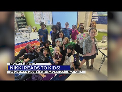 Nikki Burdine reads to kids at Waverly-Belmont Elementary School