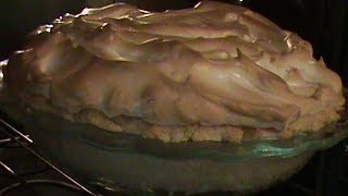 Old-Fashion Banana Cream Pie With Meringue Topping