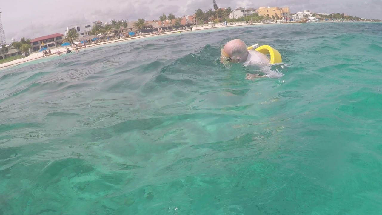93-year-old snorkeller