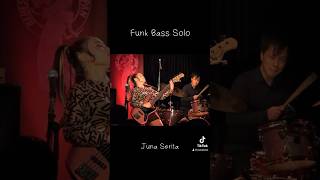 Funk bass solo 🎸 #basssolo #slapbass #funky #funkbass