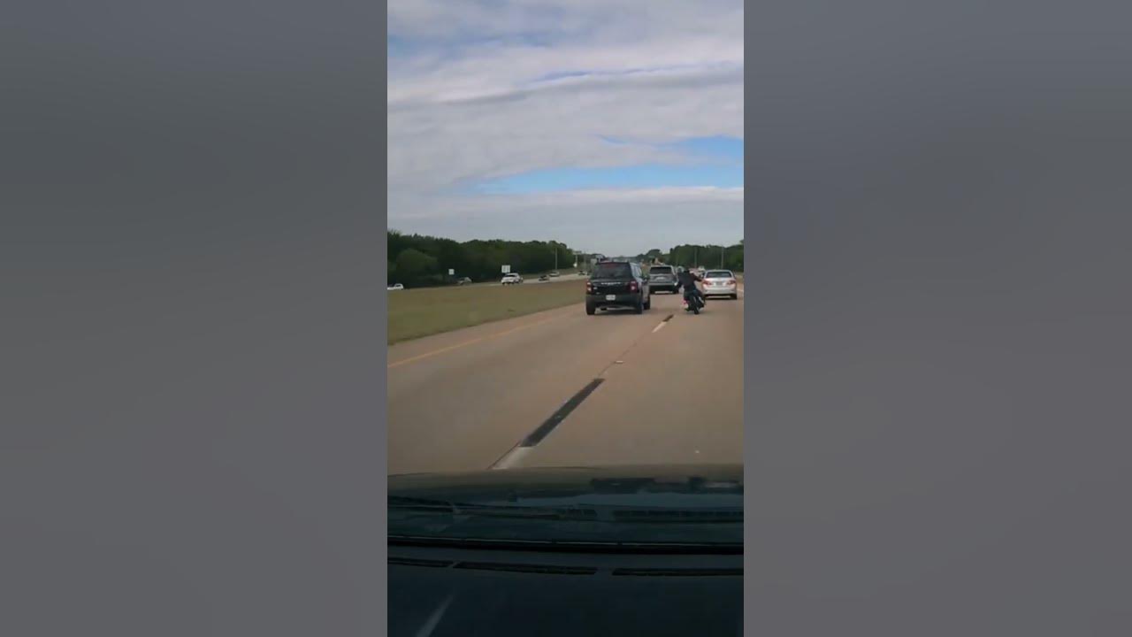 Motorcyclist Weaving Between Cars On Highway - YouTube