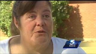 Metro neighborhood invaded by skunks