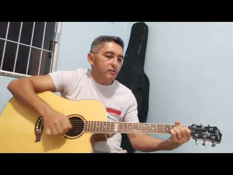 João Silva tocando violão